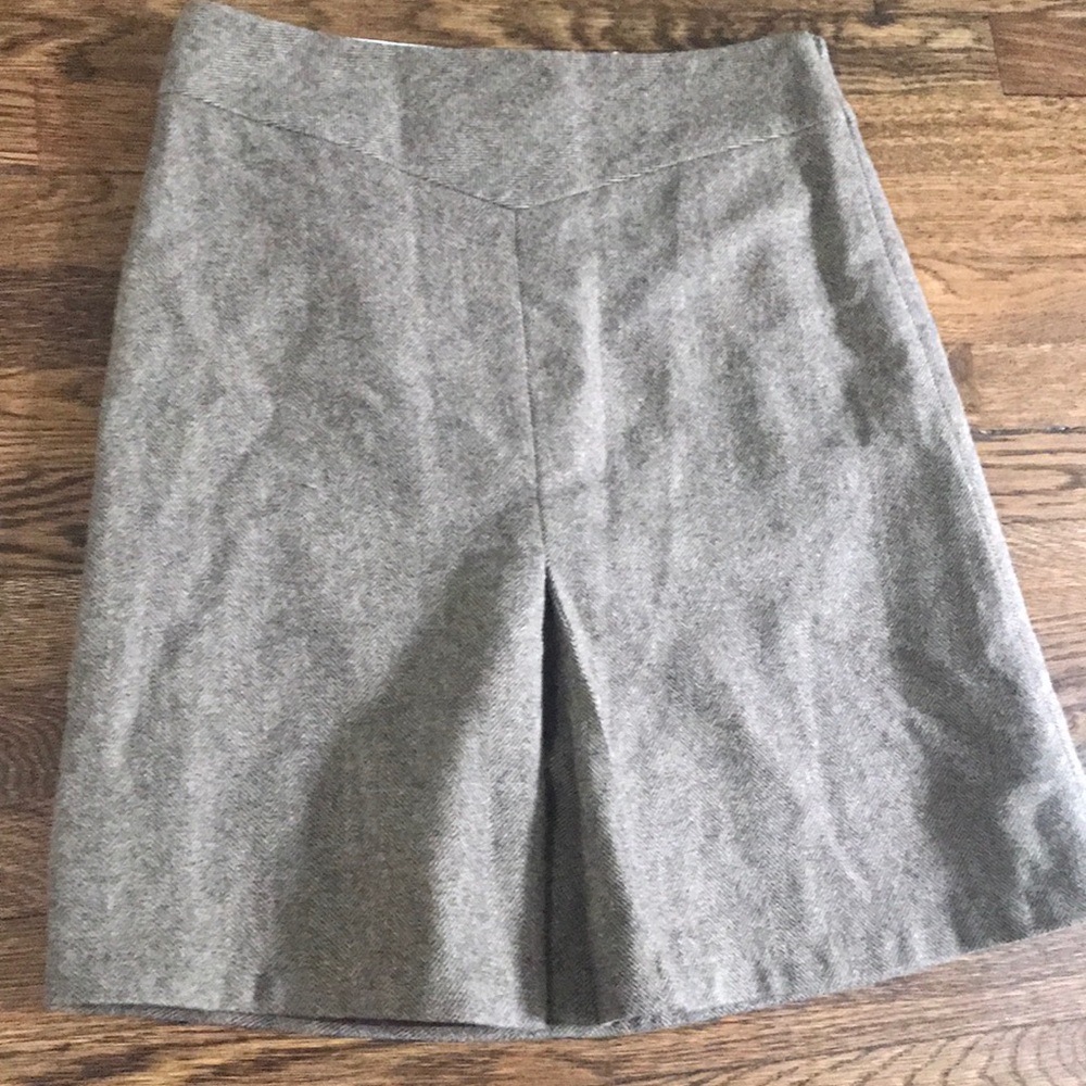 Wool skirt